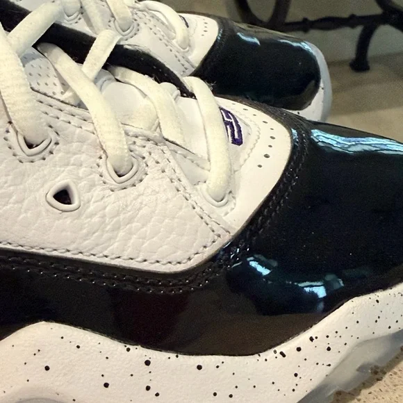 Jordan B'Loyal White and Purple Sneakers - Picture 11 of 16